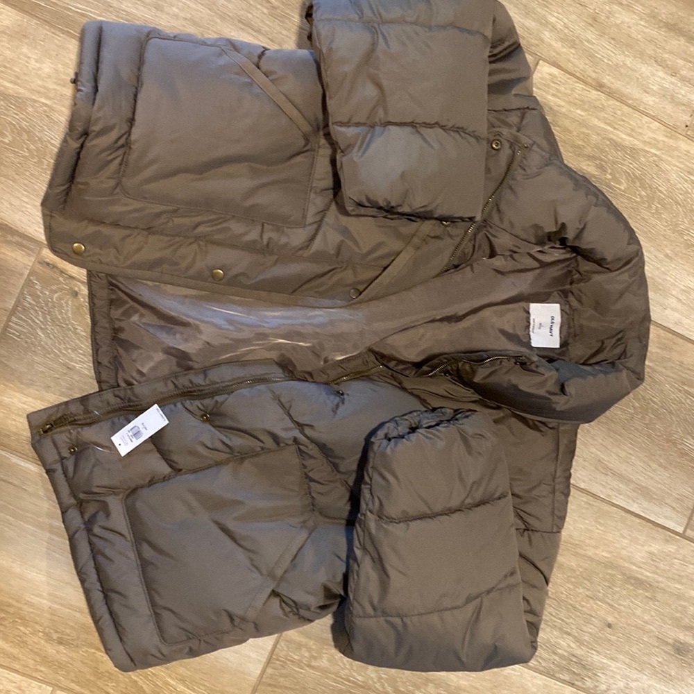 New Old Navy Large Petite Puffy Coat